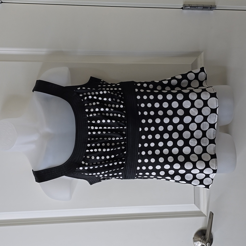 White House Black Market Blouse Size Small‎